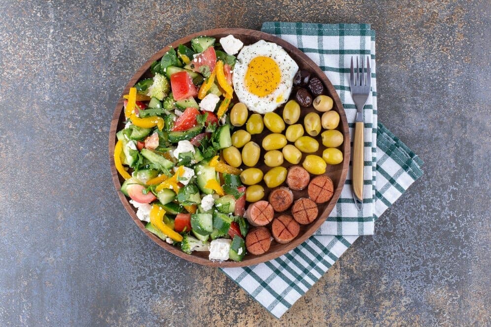 eat-train-thrive-the-athletes-guide-to-balanced-eating